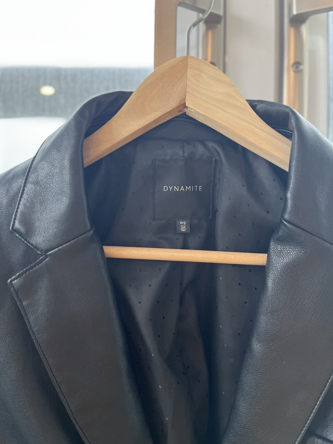 Black Cropped Leather Blazer - photo 2
