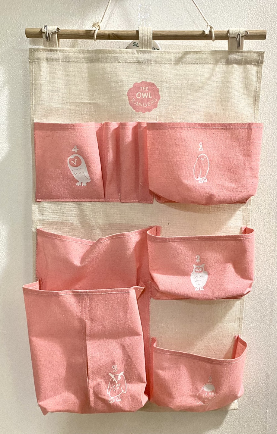 Pink and beige hanging space organizer BNIB thumbnail
