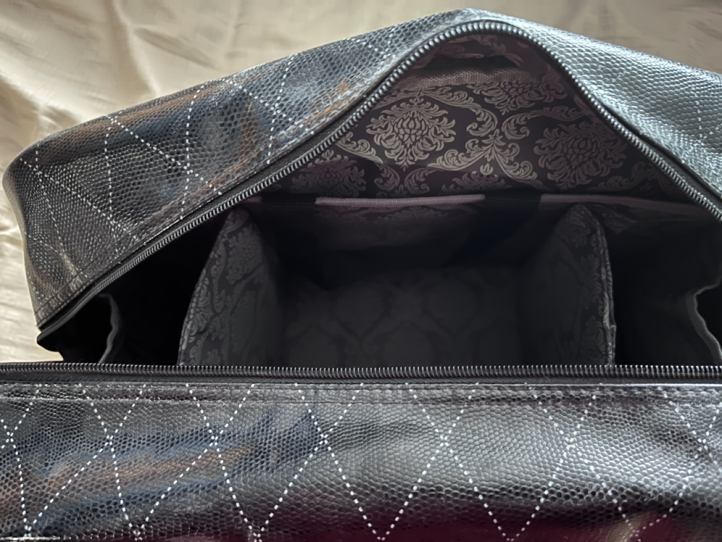 MaryKay Bag image indicator(3)