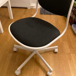 Desk chair