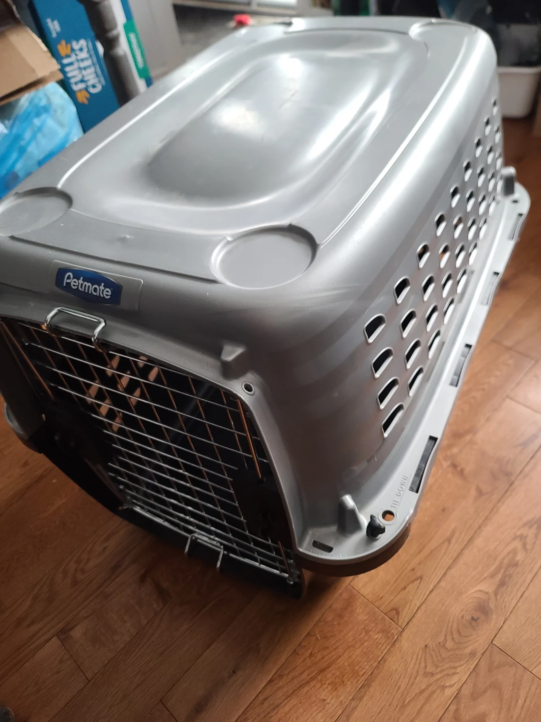 petmate pet crate/carrier 24" tall