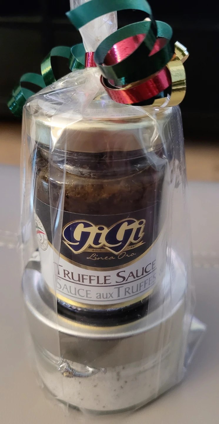 Italy Gigi Truffle sauce + Sea salt with black truffle gift set!