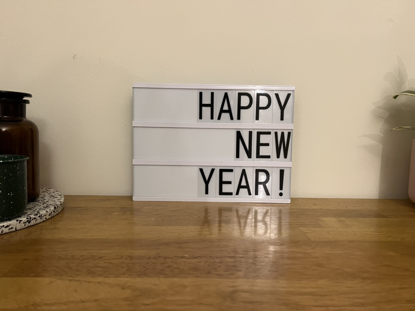 Light box image indicator(10)