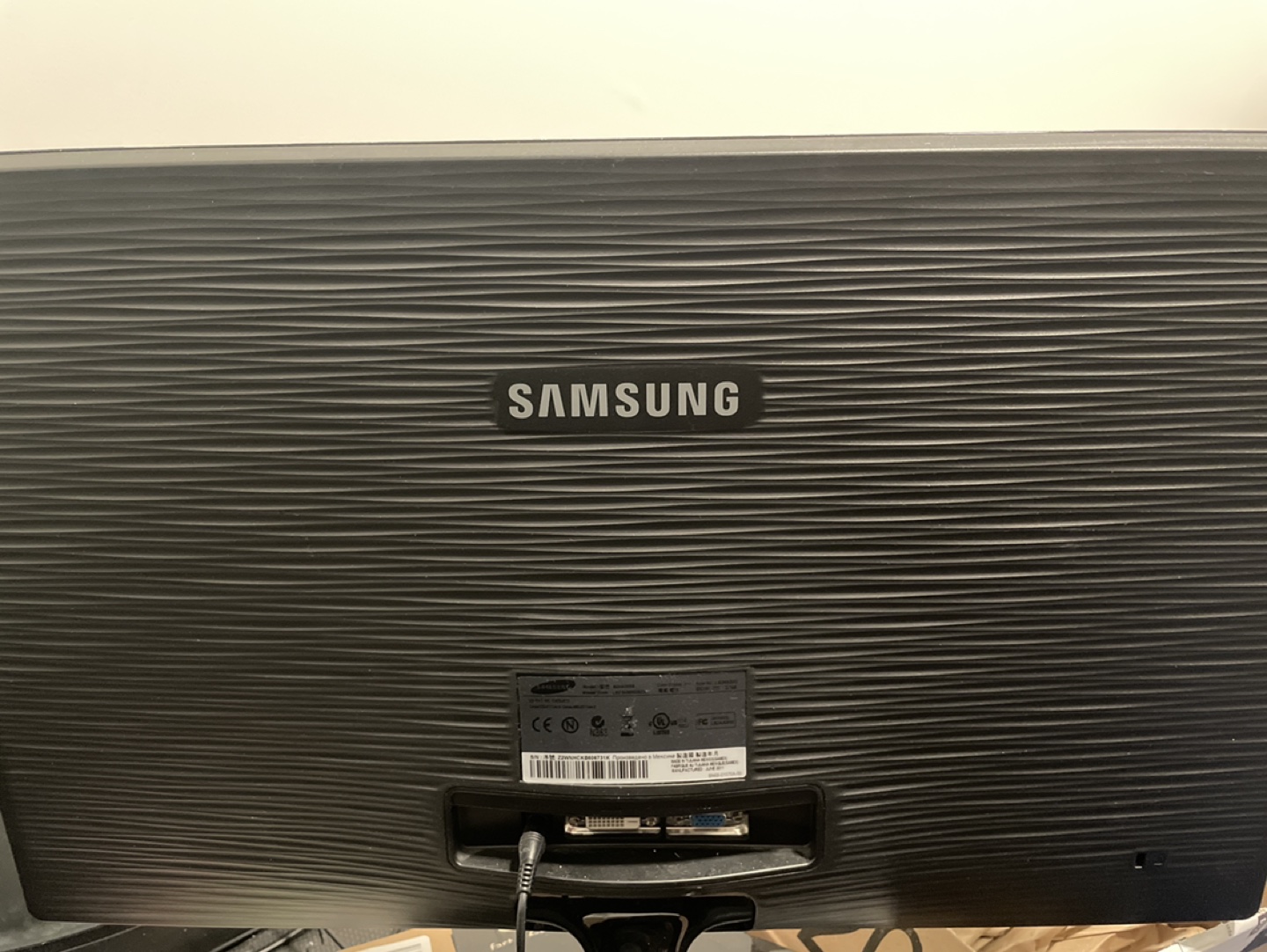 Samsung LED Monitor 24” - photo 2