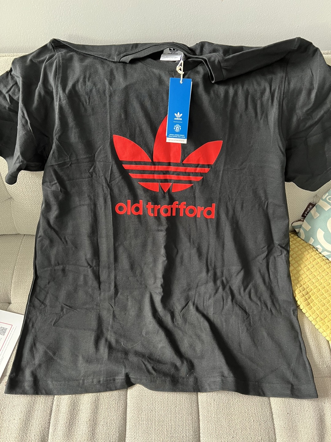 Manchester United tshirt in XL new!