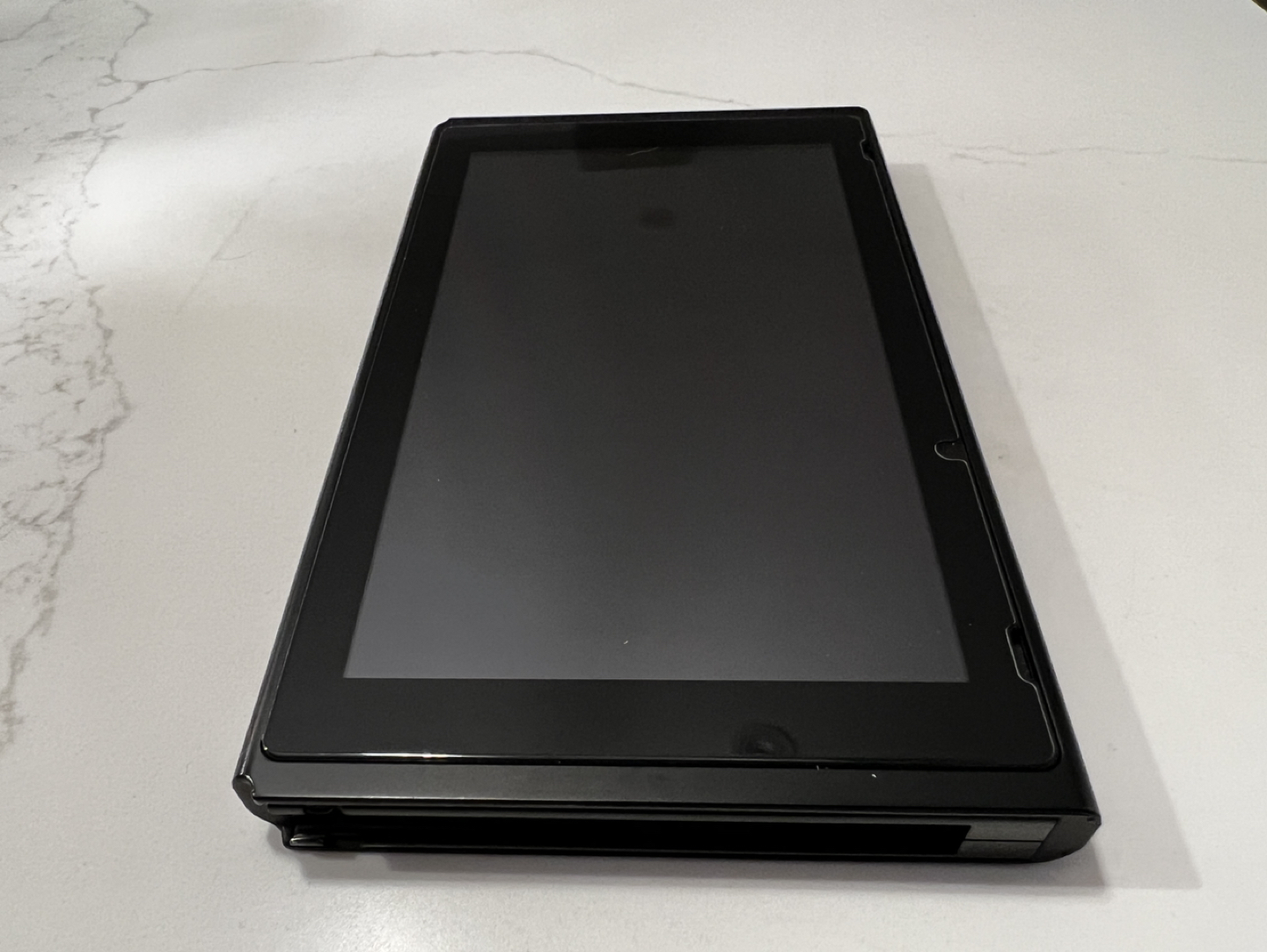 Nintendo Switch - photo 2