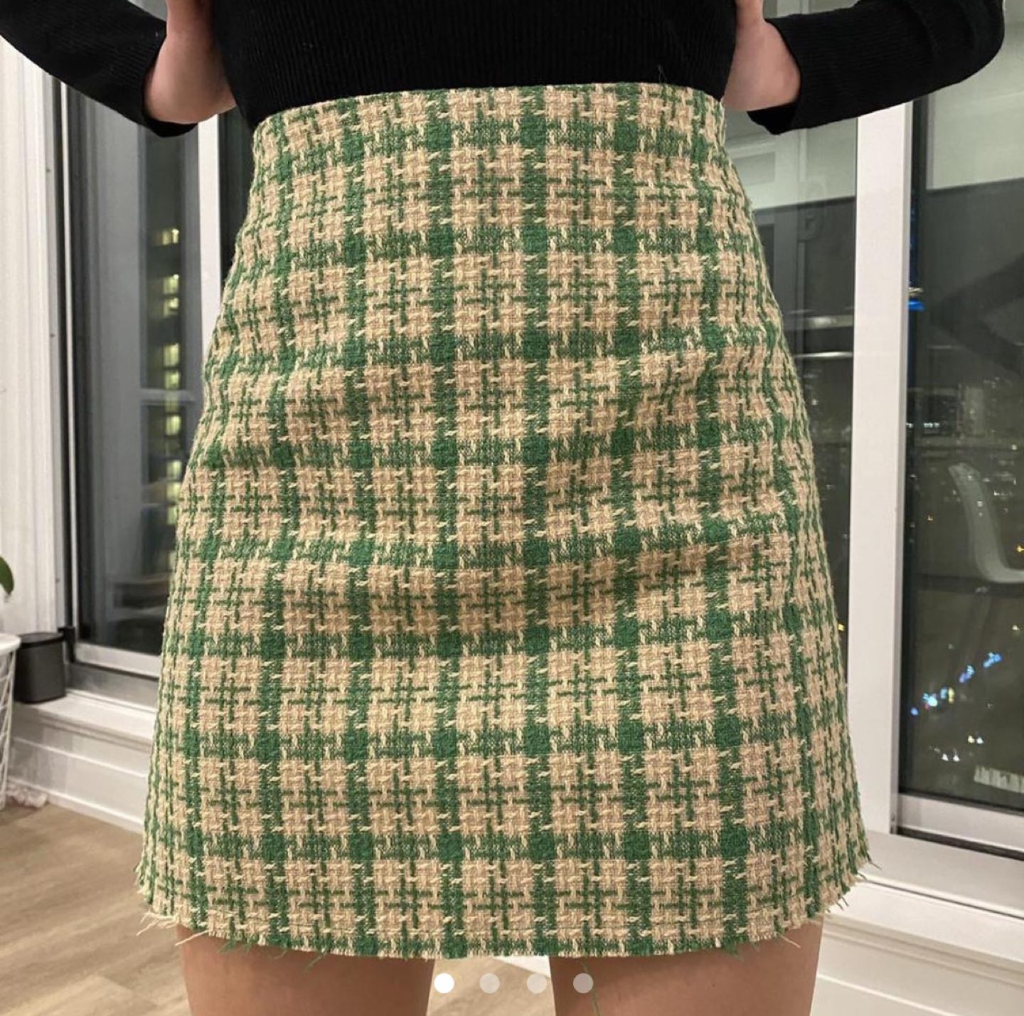 Woven green and khaki miniskirt