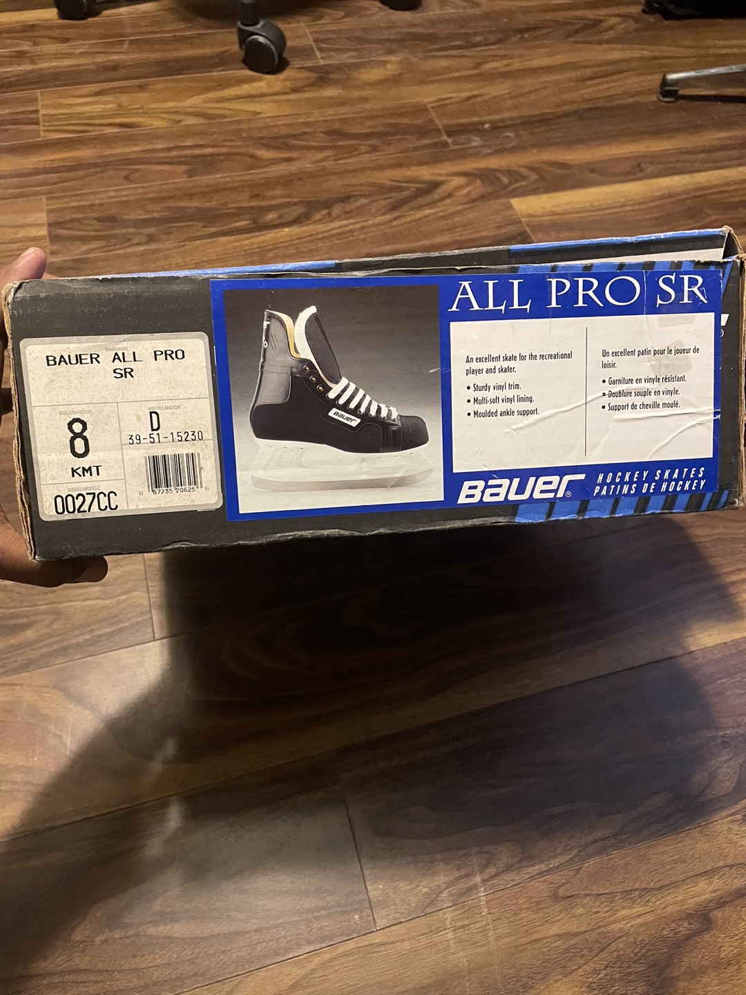 Men’s size 8 D Bauer All Pro SR skates image indicator(2)