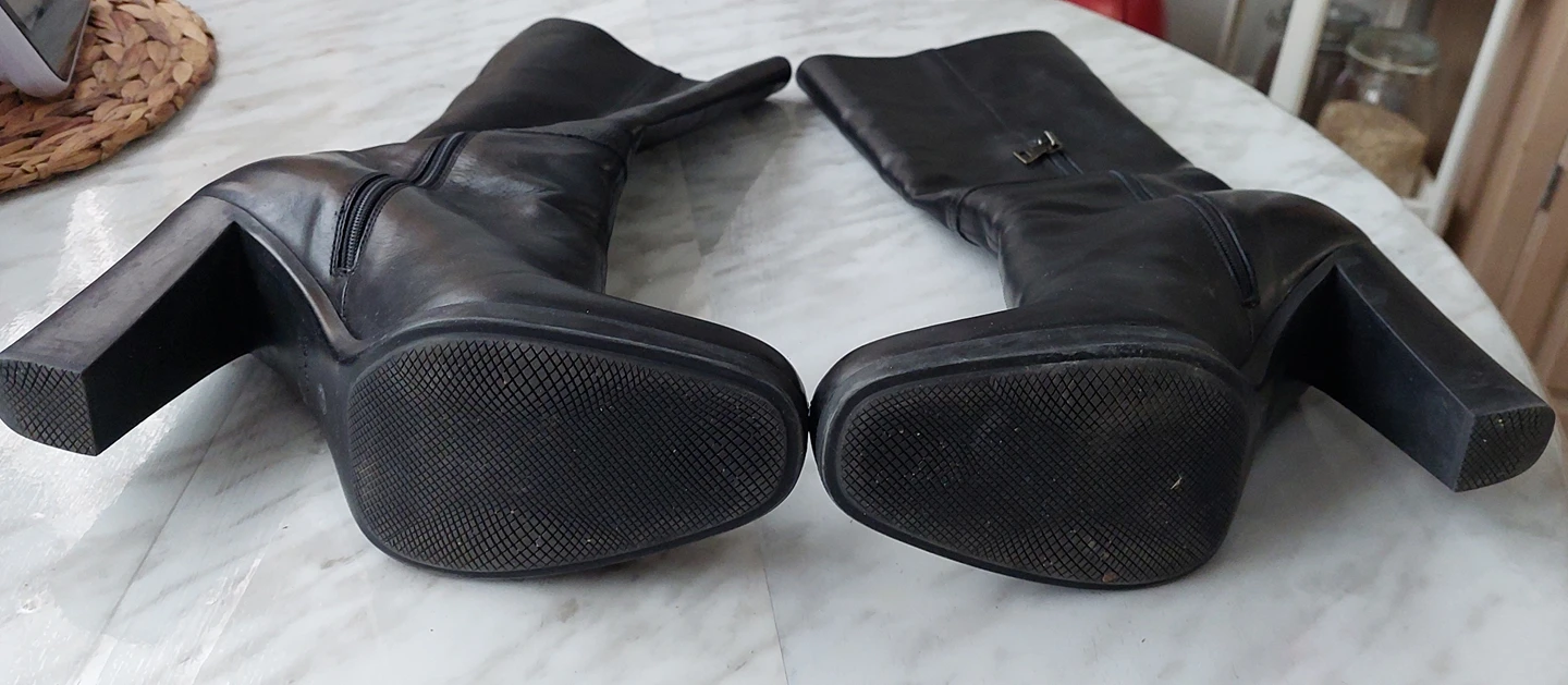 PRADA BLACK LEATHER BELOW THE KNEE HEEL BOOTS - photo 3