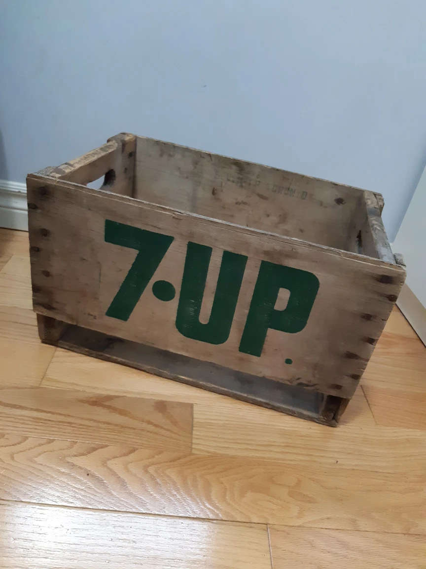 Rare, Vintage 7-Up Wooden Crate - 1950s thumbnail