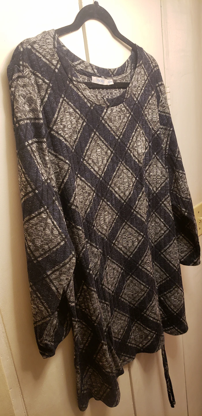 Ricki's 2XL Long Sleeve thumbnail