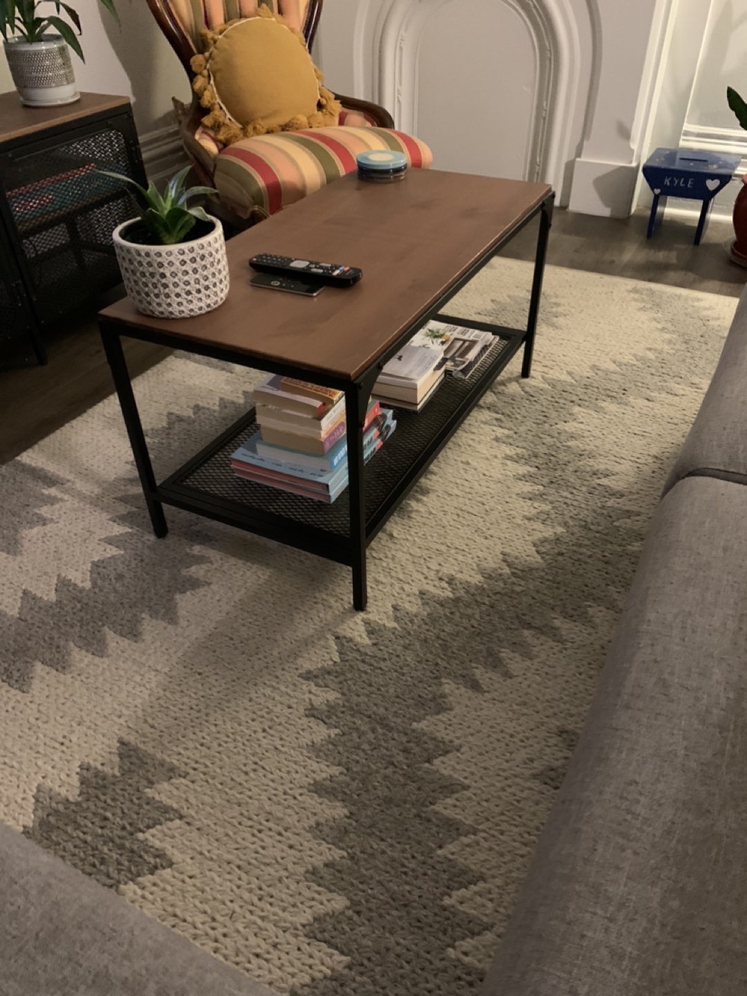 Coffee Table - photo 2