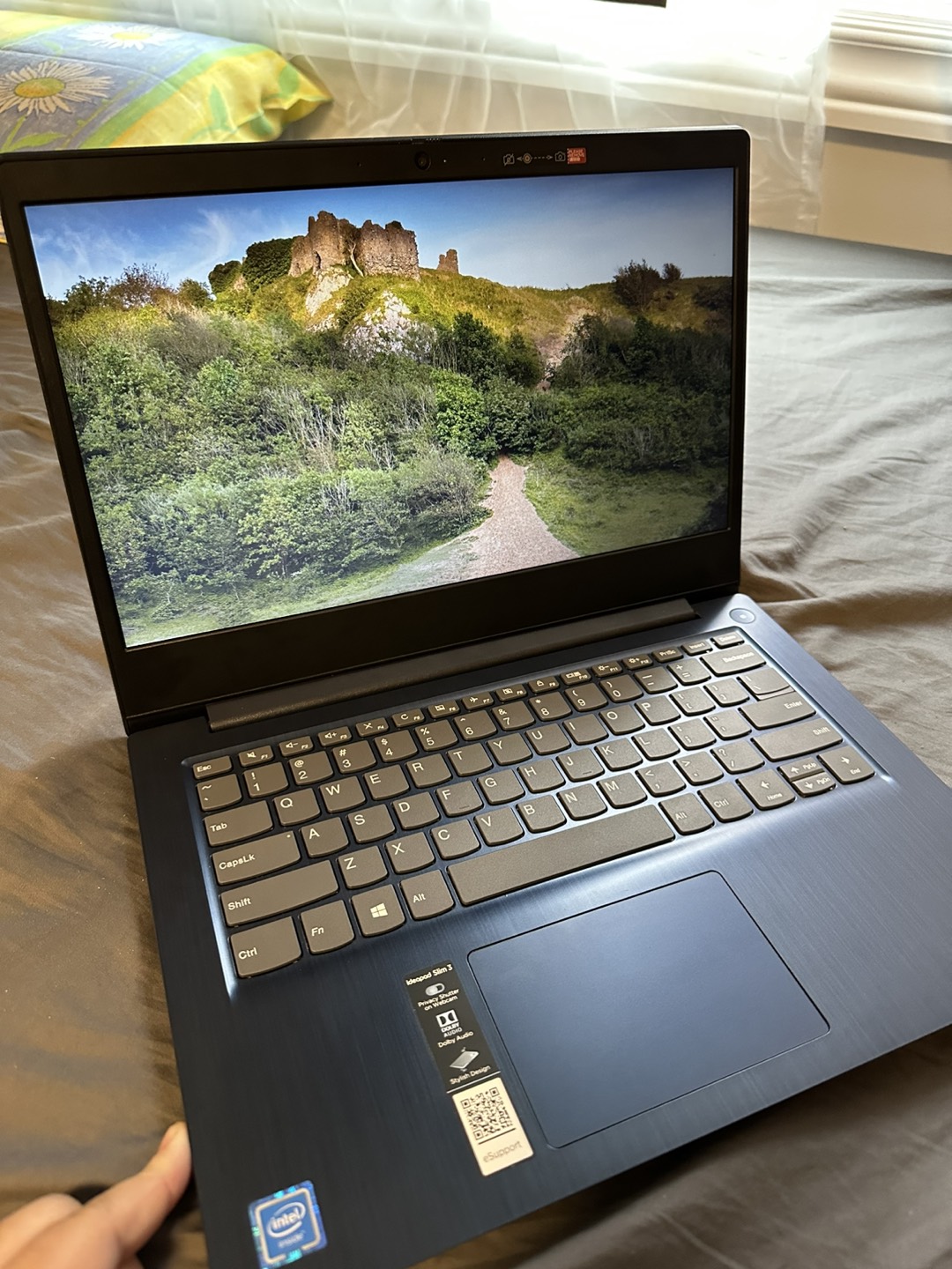 LAPTOP thumbnail