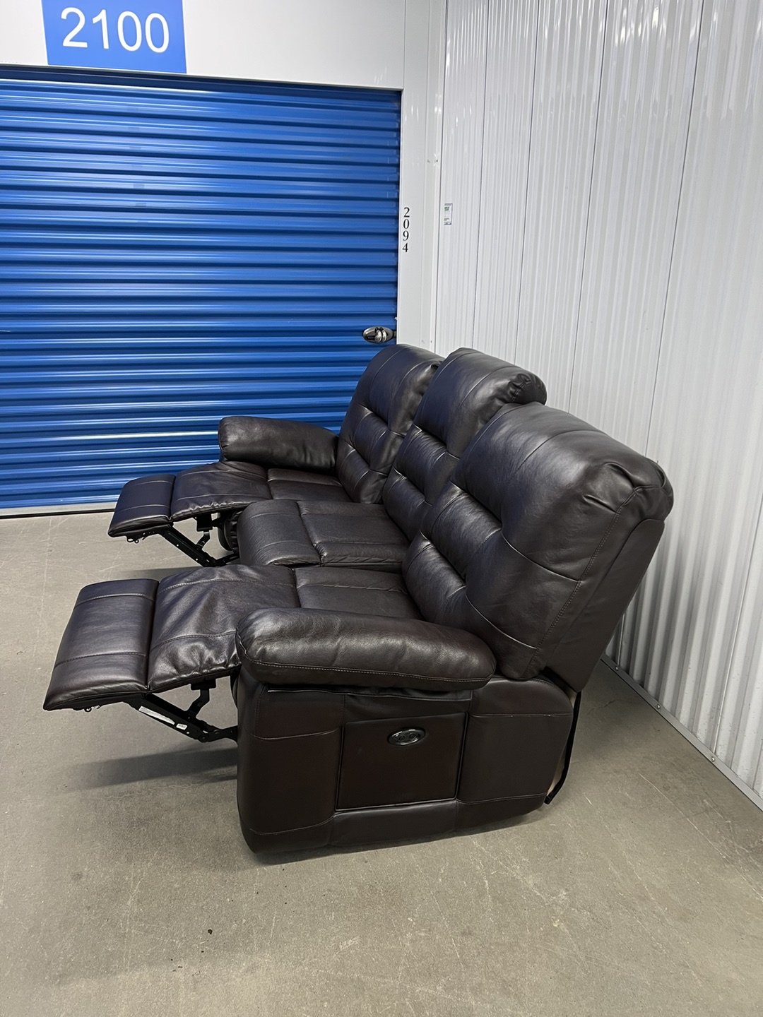 Brown Leather Recliner Couch / Sofa - FREE DELIVERY - photo 5
