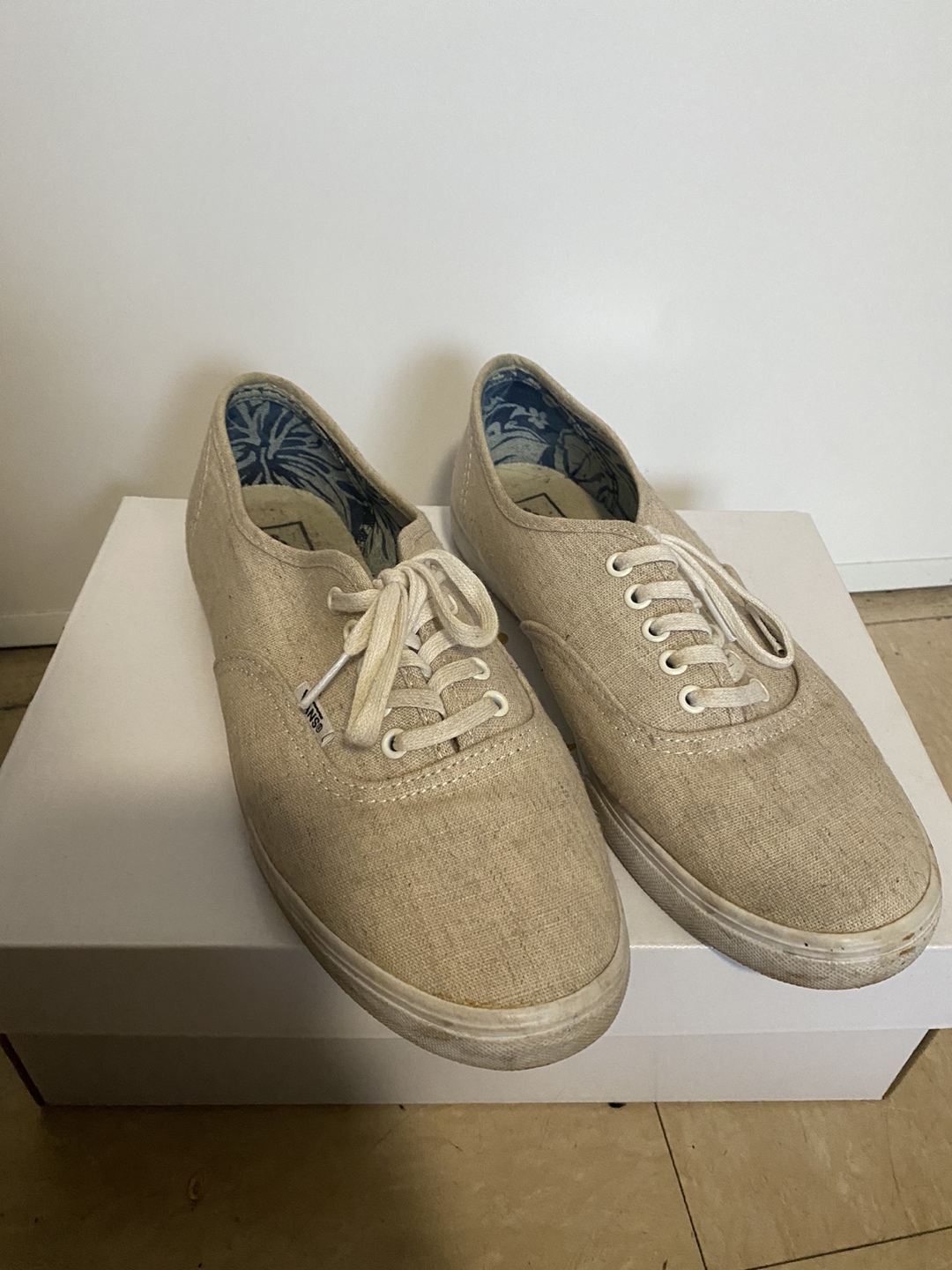 MOVING SALE! Vans sneakers