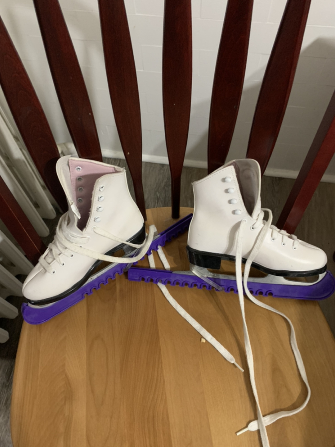 Figure Skates-Size 2 Kids