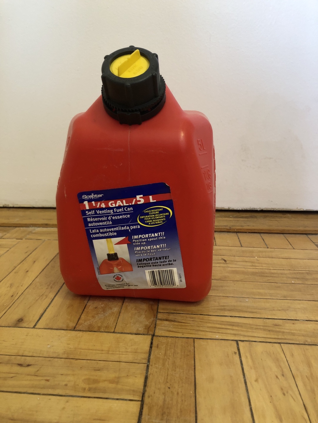 1.25GAL/5L Gas Can thumbnail