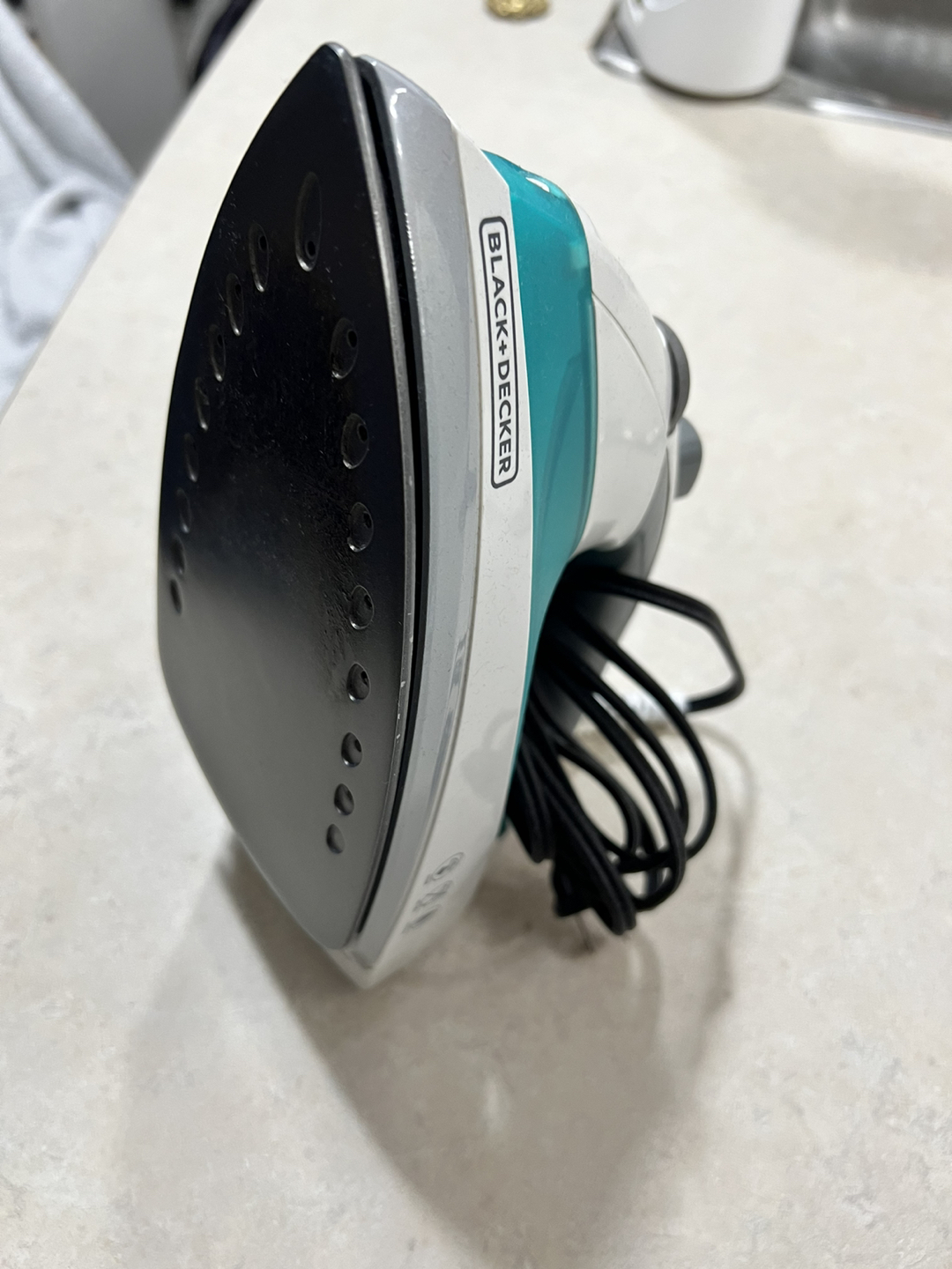 Black and Decker Iron  #freecycle - photo 3