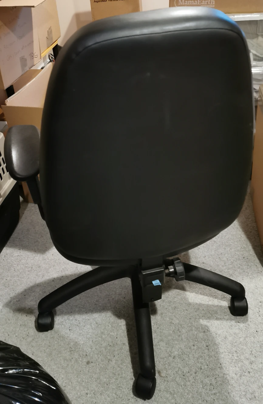 Office Chair - photo 2