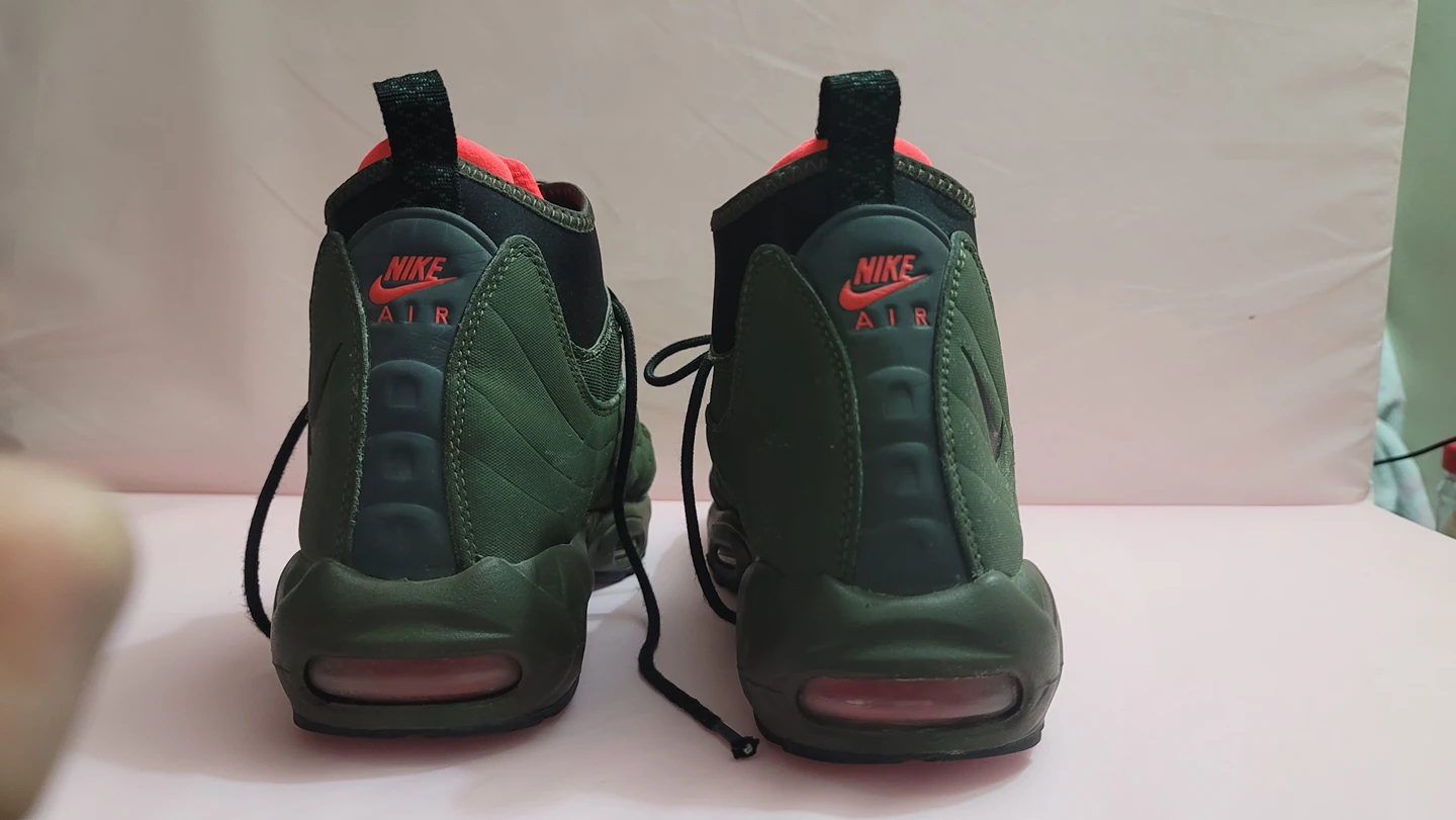 air max 95 sneakerboot image indicator(2)
