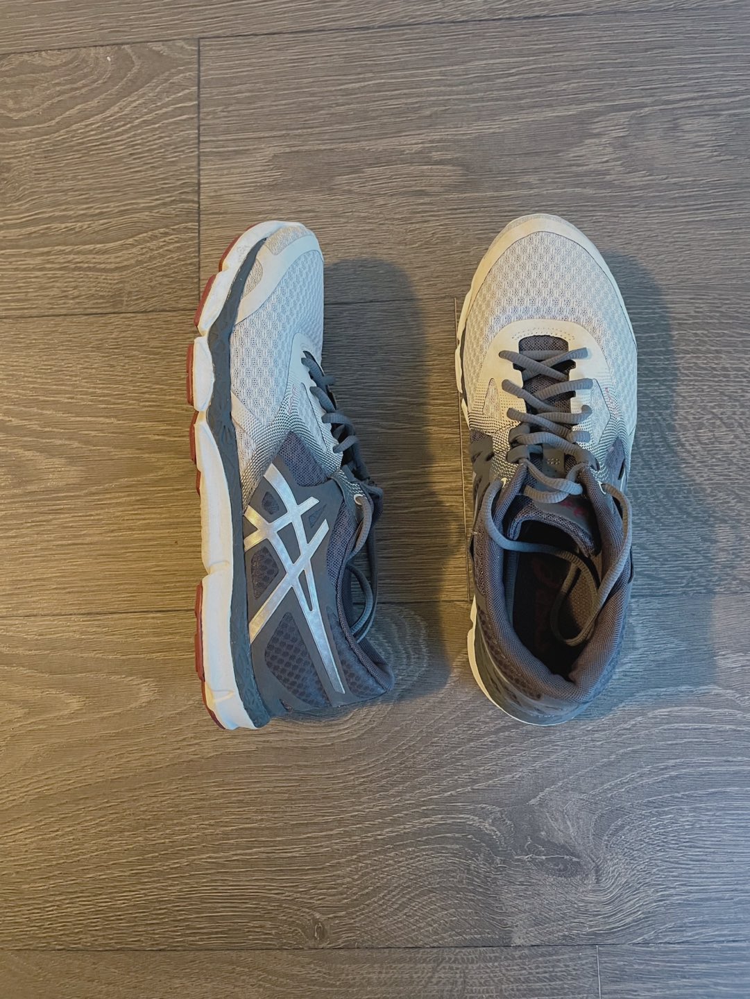 Asics Running Shoes thumbnail