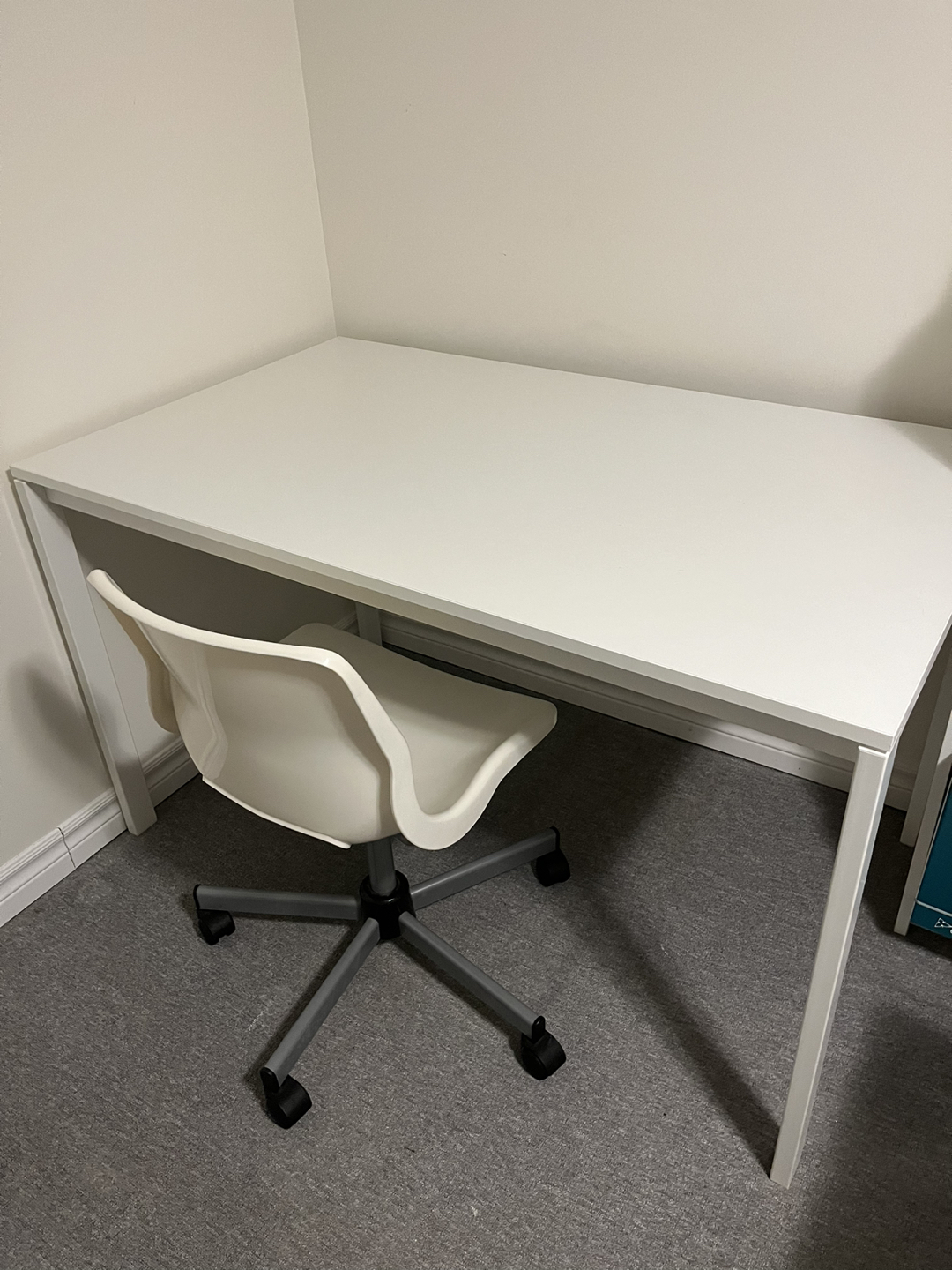 Ikea desk/table and chair with wire drawer unit - photo 5