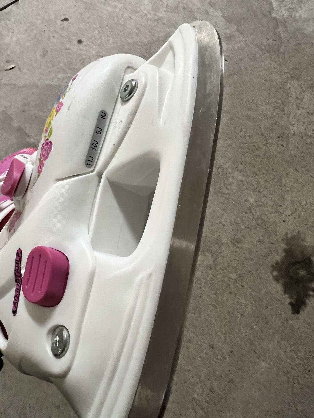 Girls adjustable skate size 8 to 11 - photo 4