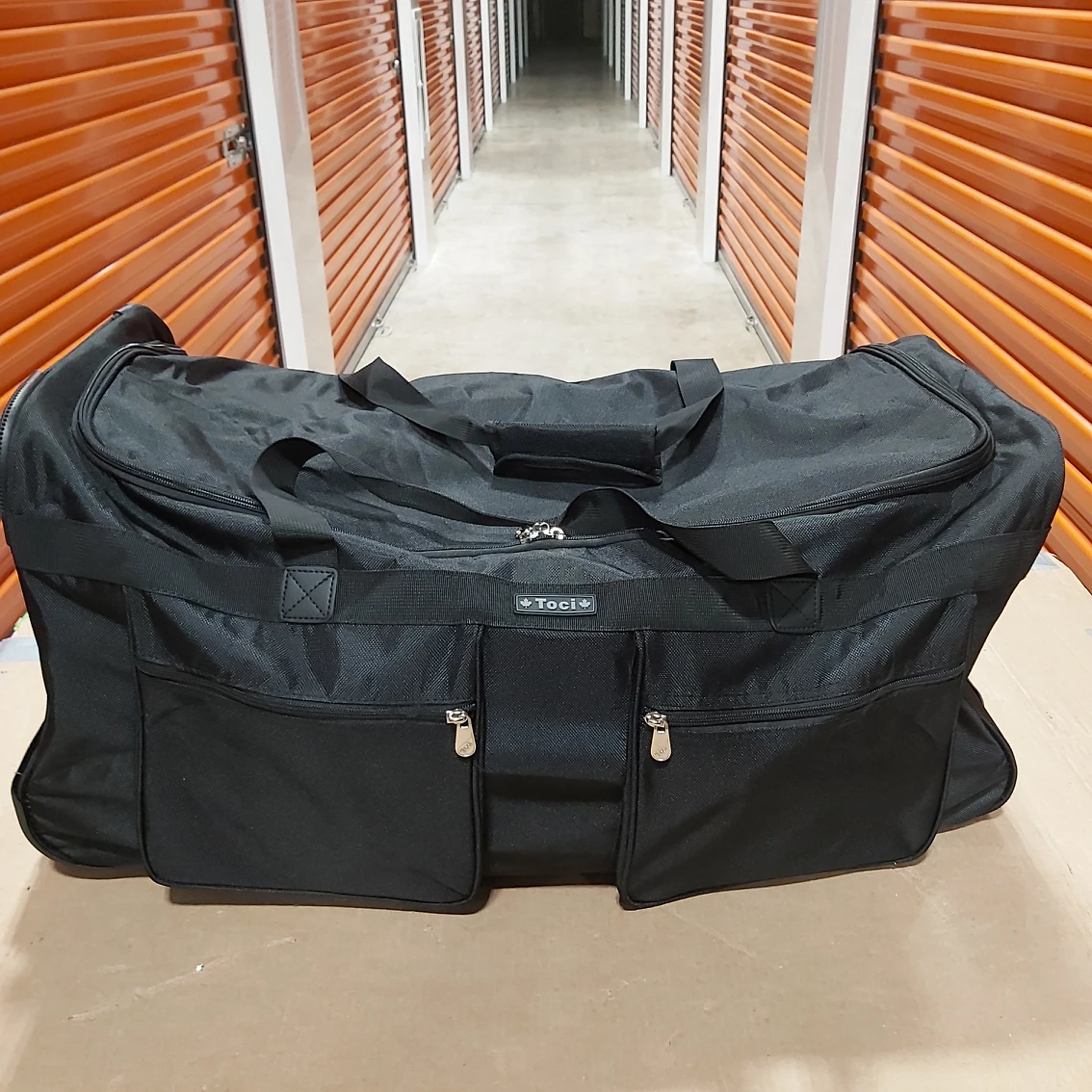 New Rolling Trolley Duffle Bag With Wheels Handle Size 32 Inches image indicator(7)