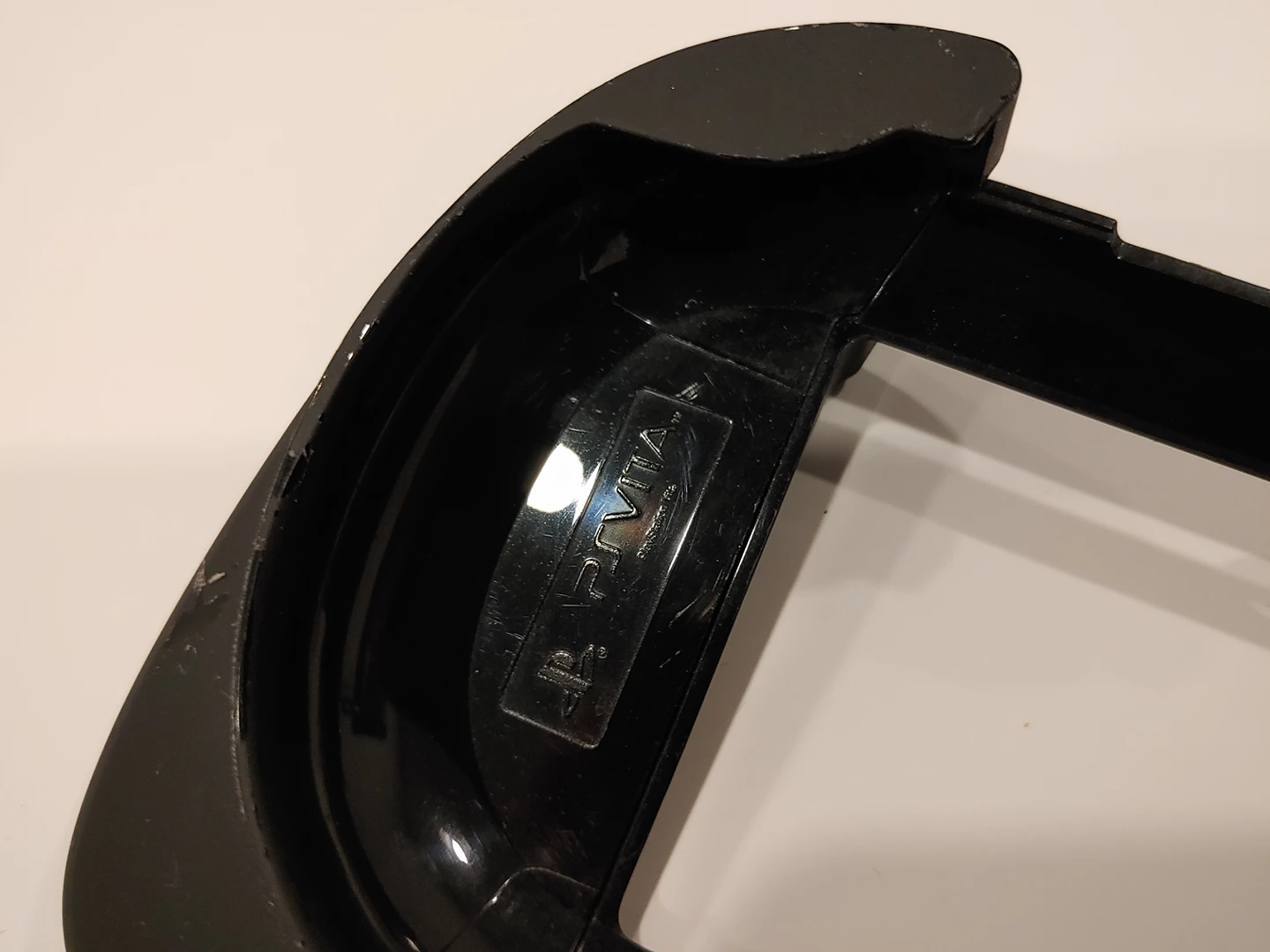PS VITA Rare discontinued official PlayStation Trigger Grip image indicator(4)