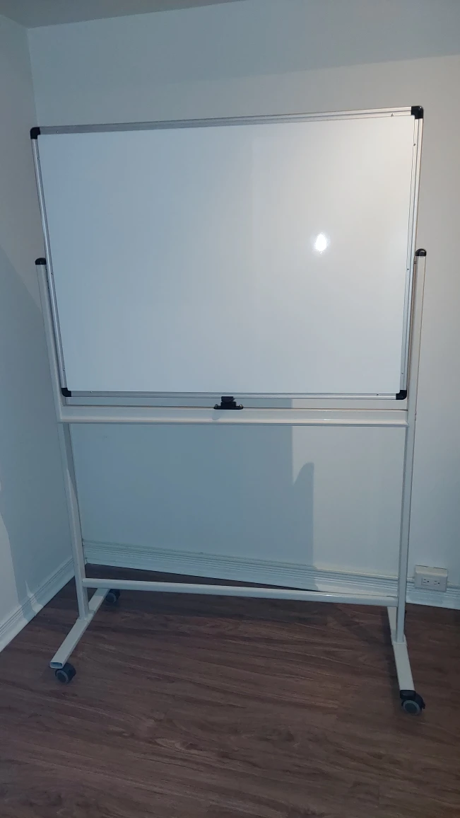 Standing white board (on wheels)