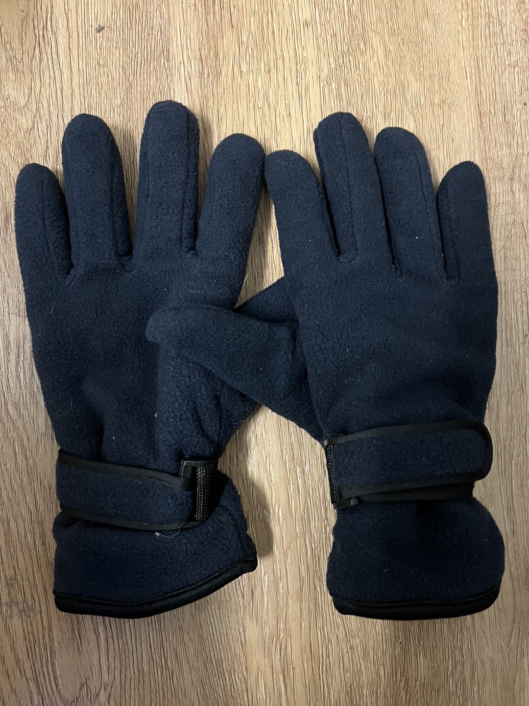 Winter gloves