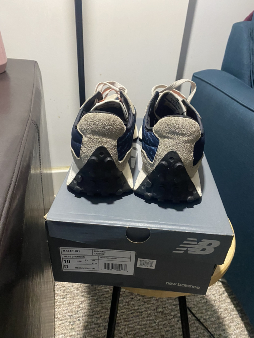 New balance 327 size 10.5 thumbnail