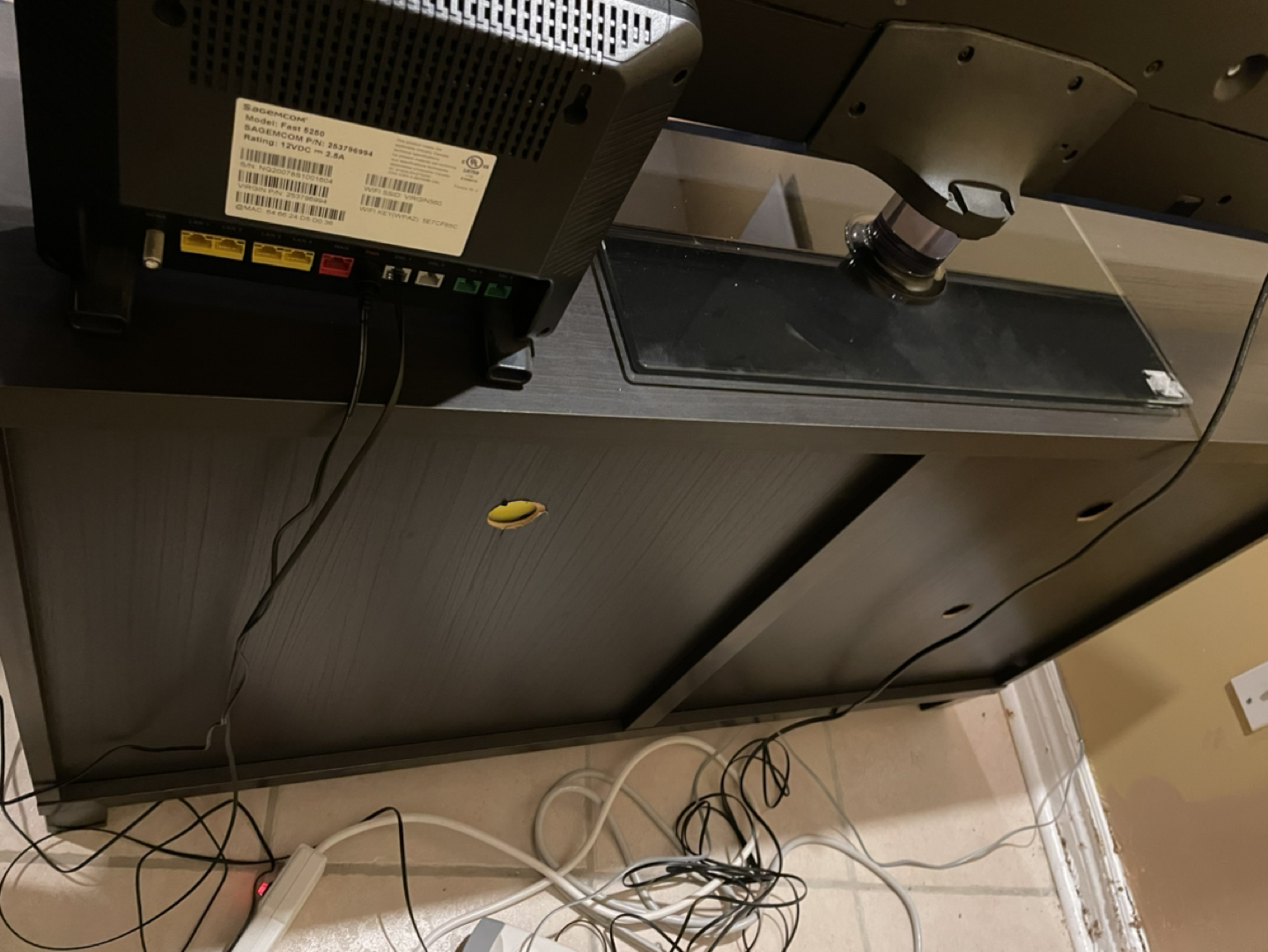 TV stand - photo 3