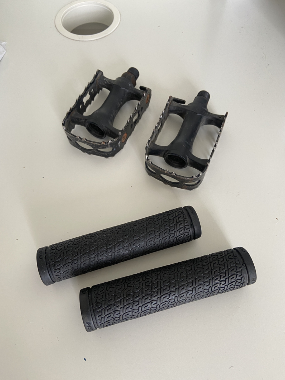 Bike pedals and grips thumbnail