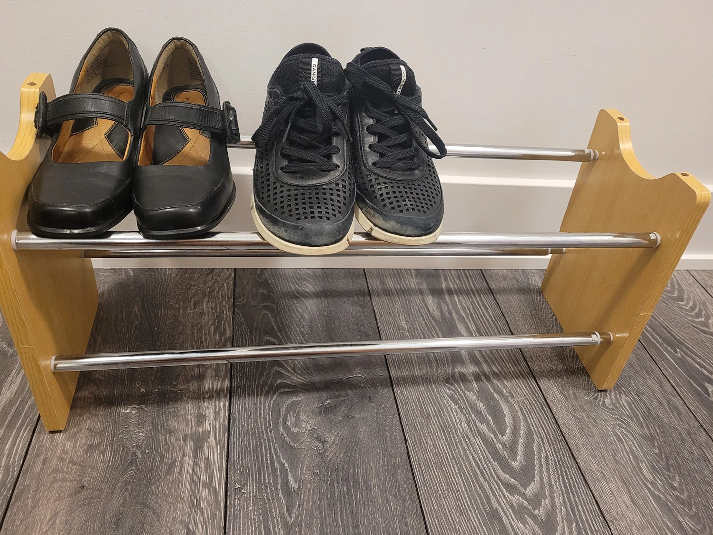 adjustable shoe rack thumbnail