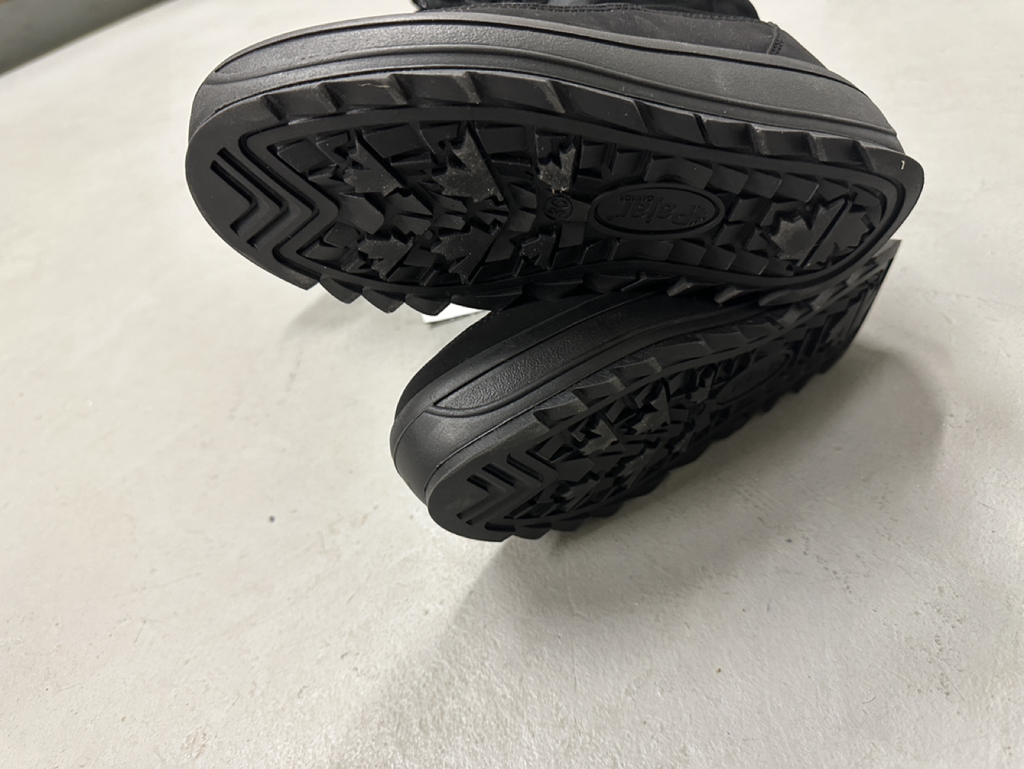 Winter boots Pajar. Size 36 image indicator(3)