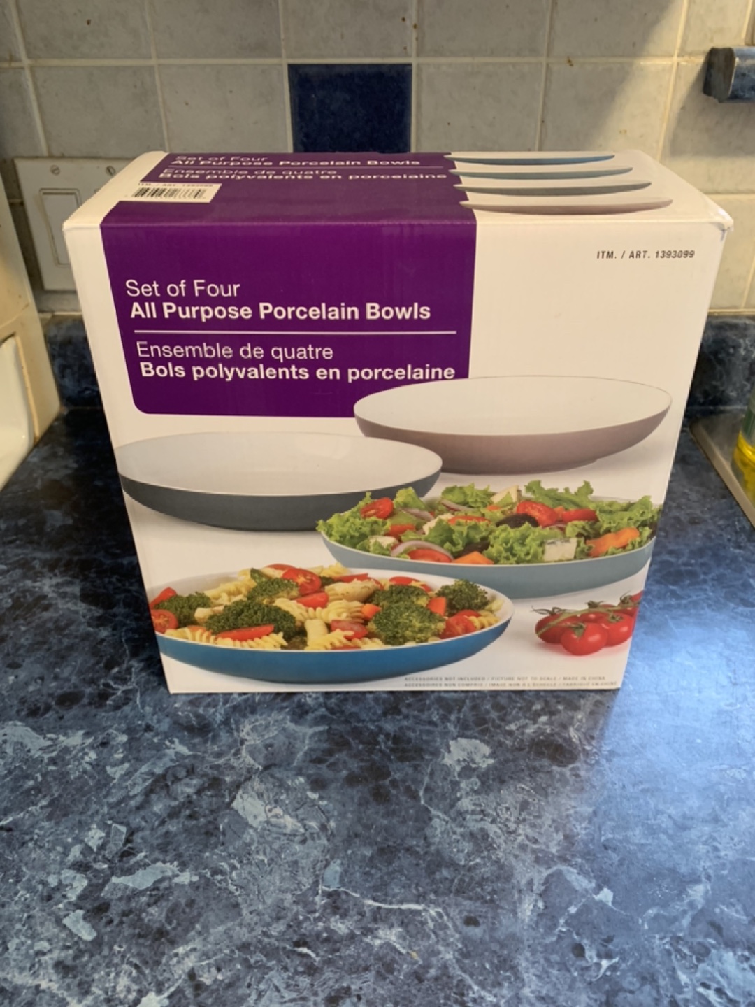 BNIB Set of 4 All Purpose Porcelain Bowls thumbnail