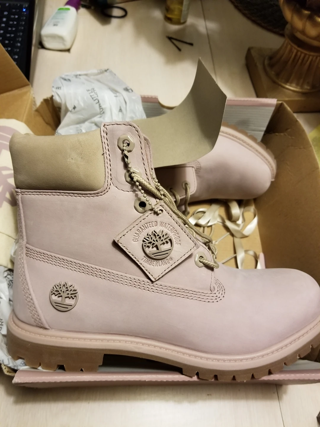 Women's Premium Timberland boots image indicator(3)