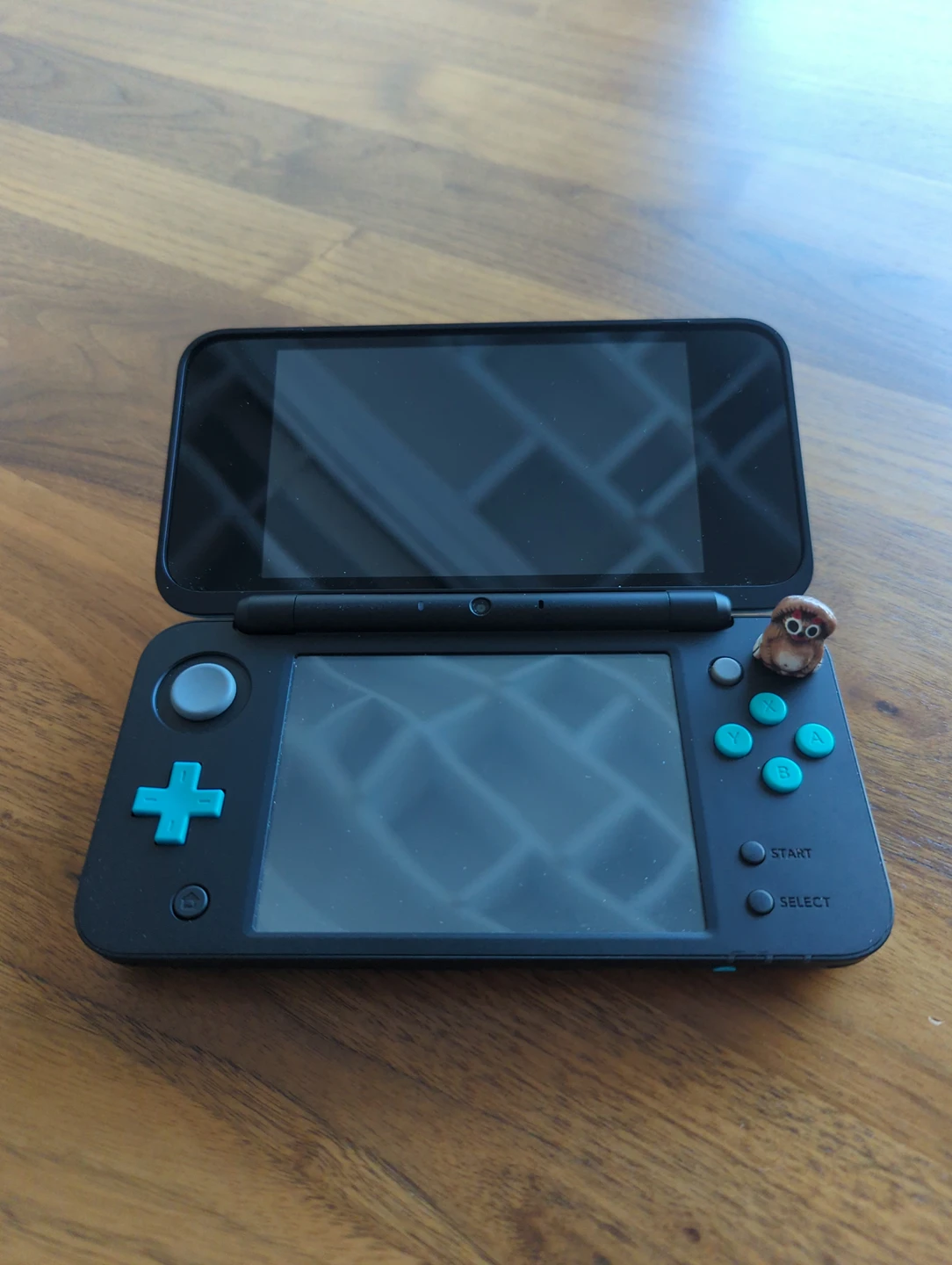 Nintendo 2DS XL