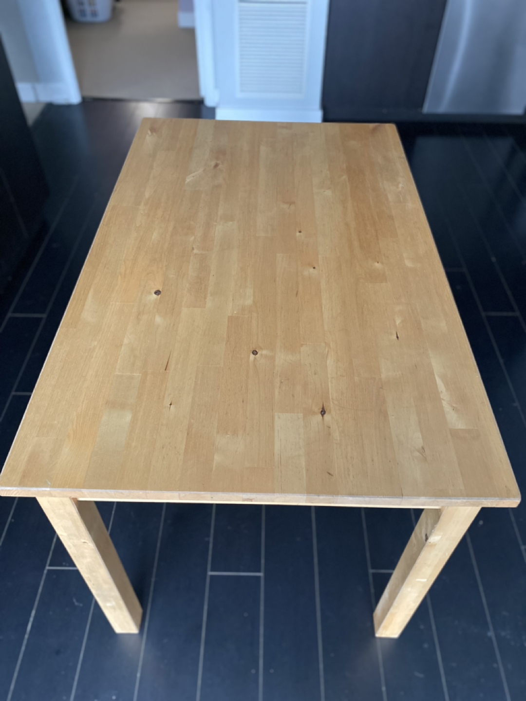 Small kitchen table, seats 4-6 - photo 5