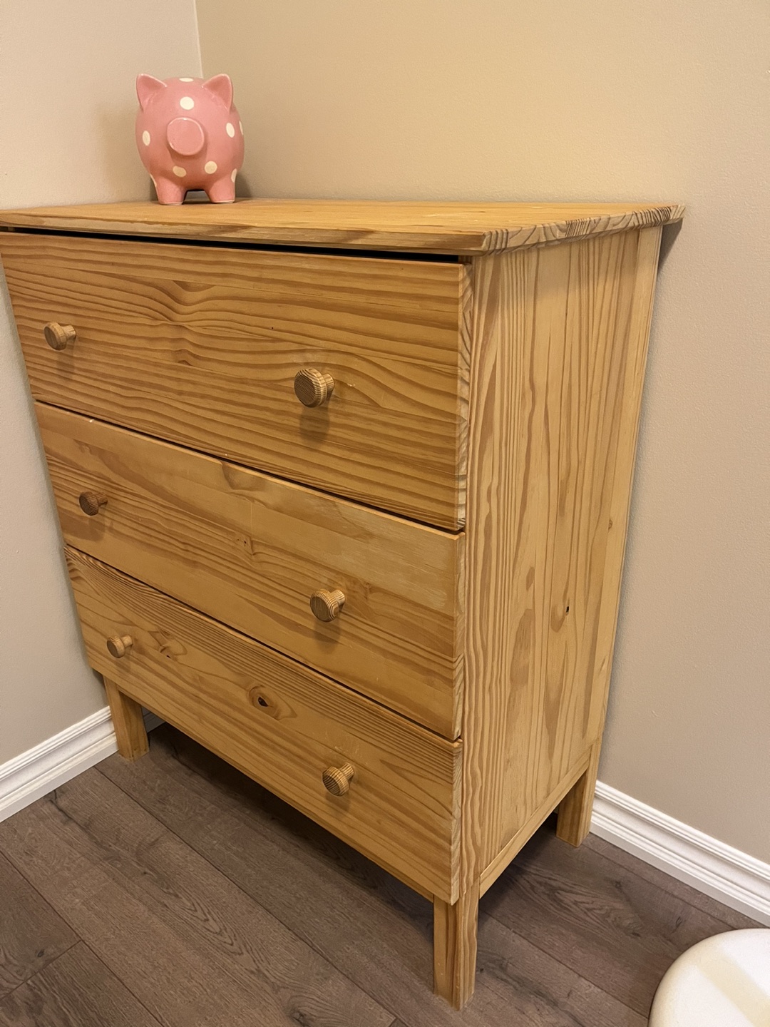 Kid’s bedroom furniture IKEA image indicator(3)