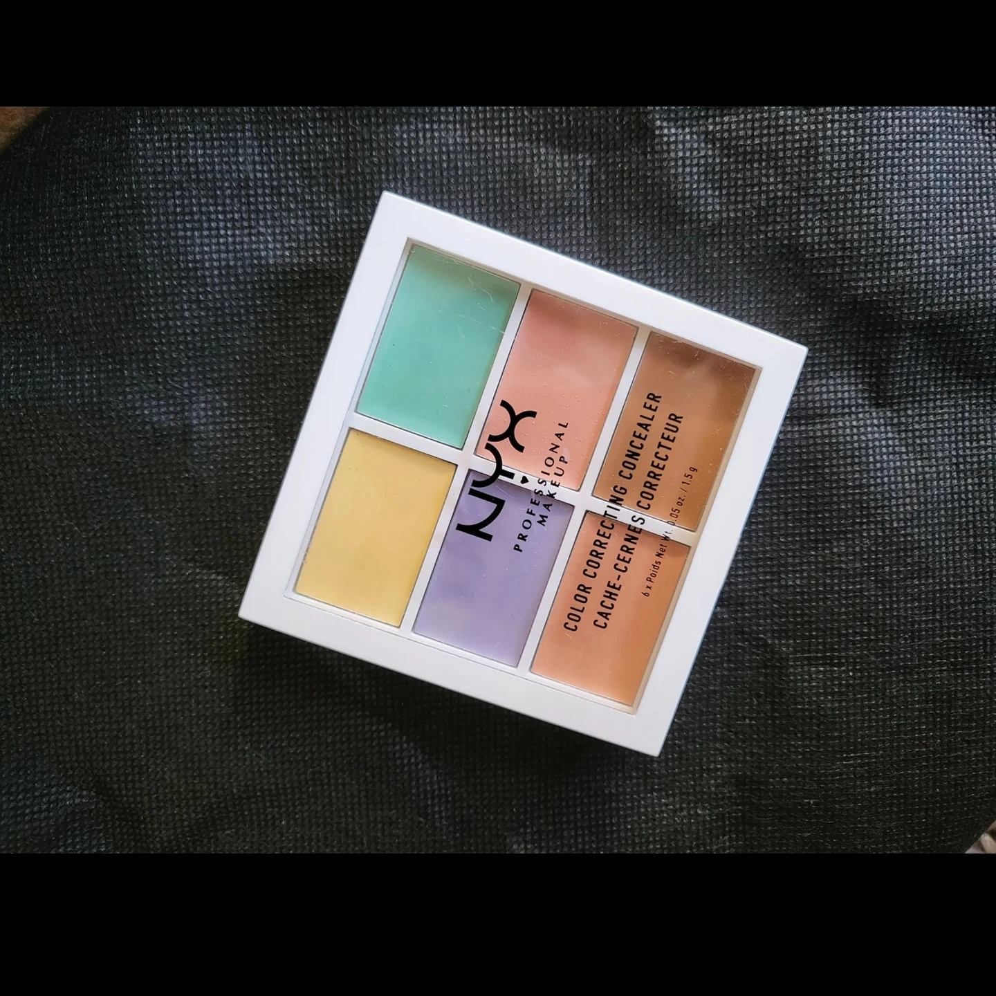 NYX  color correcting concealer