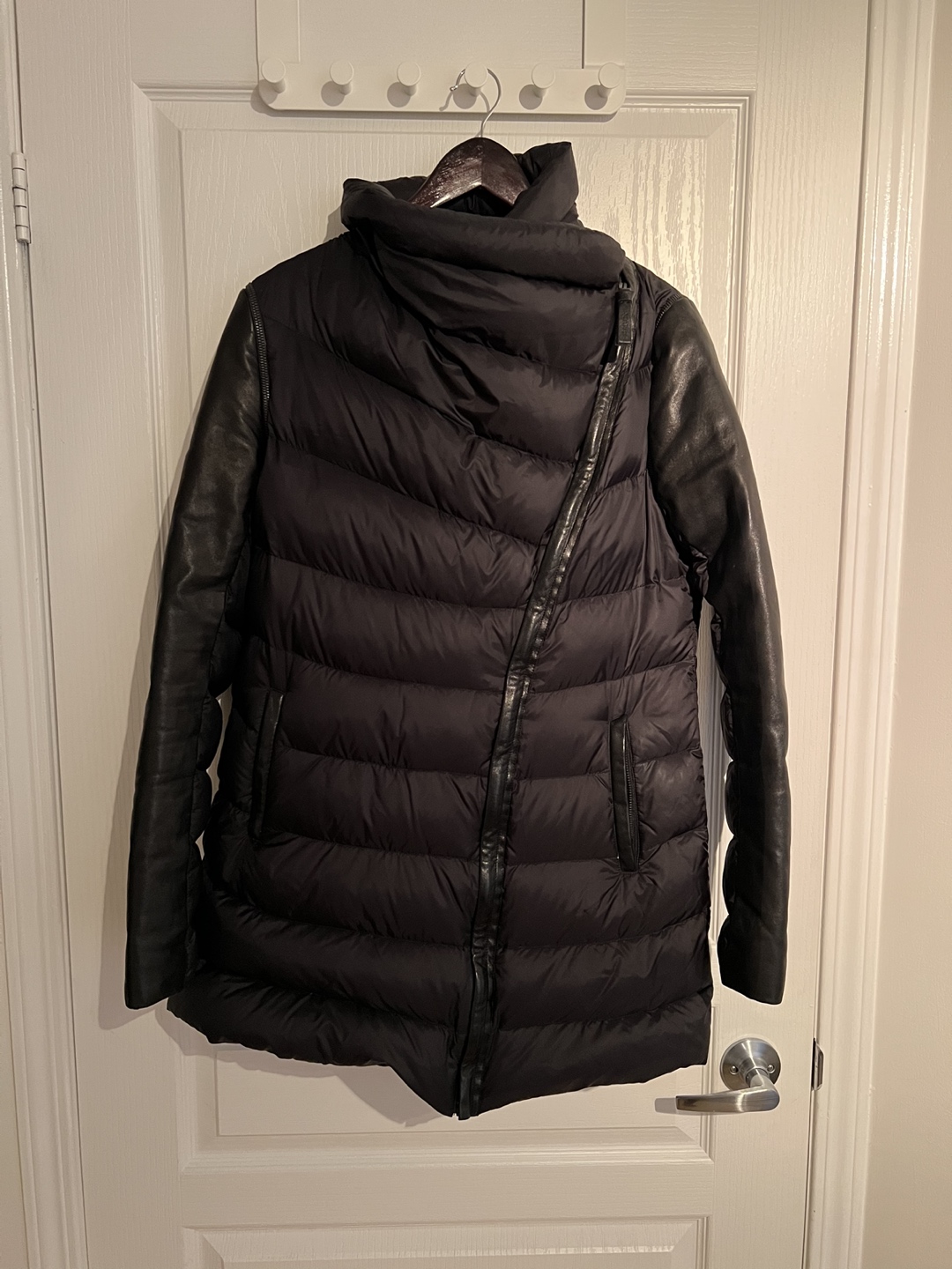 Mackage convertible down jacket with leather trim - photo 3