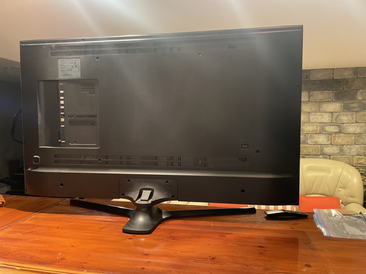 Samsung 4K HDR LED Smart TV (50”) - photo 4