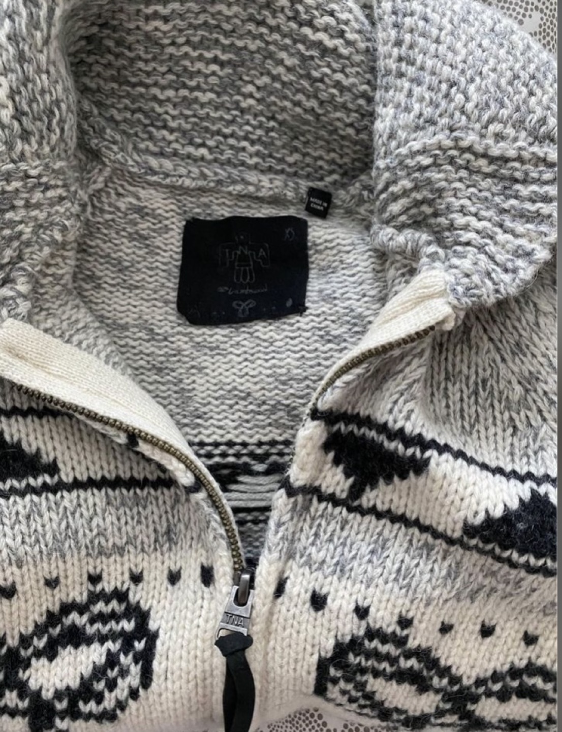 Aritzia sweater size XS image indicator(3)