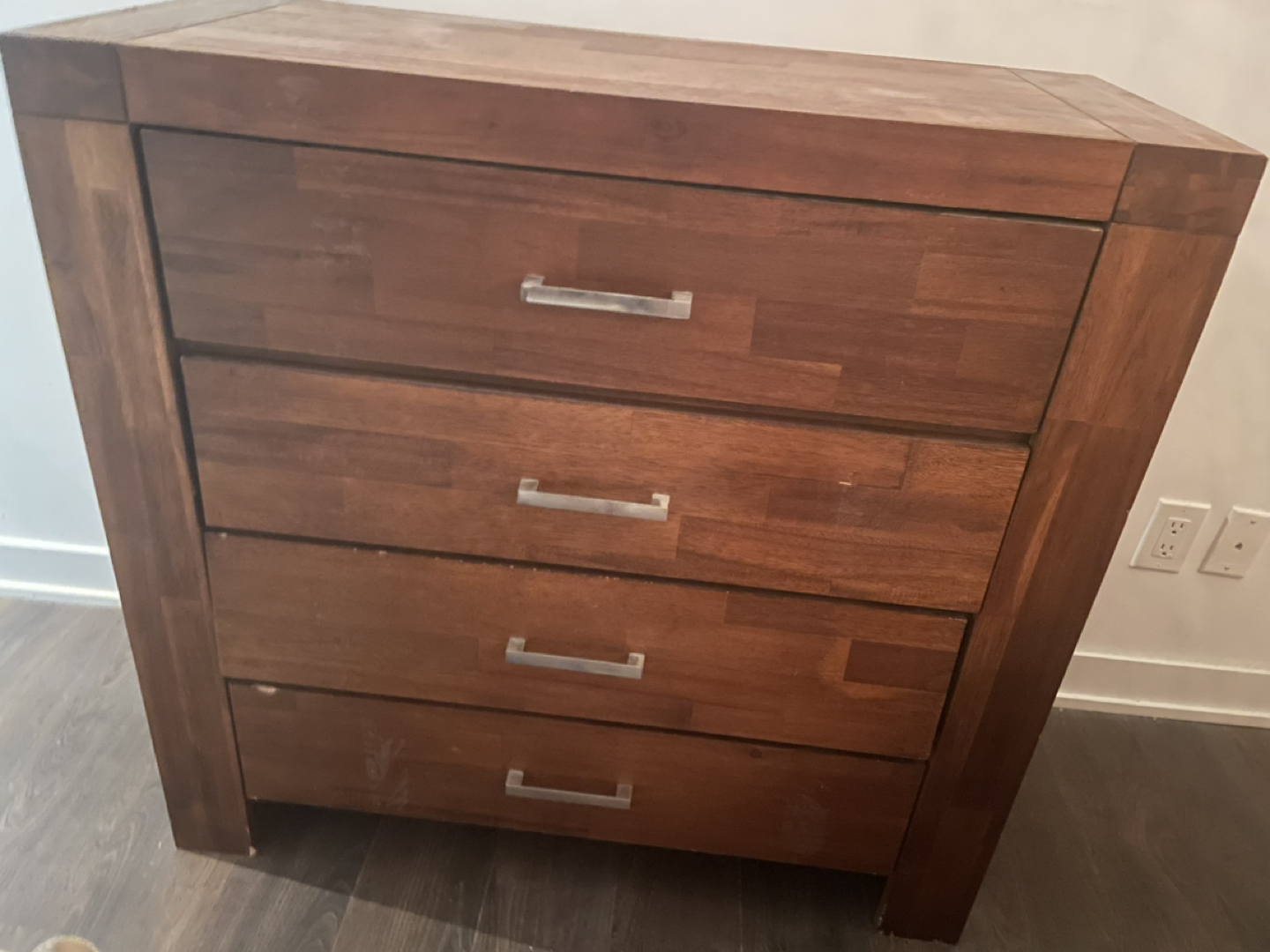 Solid wood chest of 4 drawers thumbnail