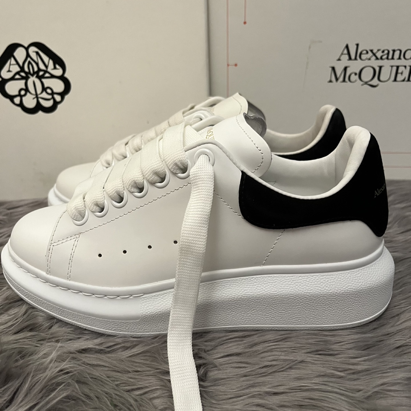 Alexander McQueen Sneakers - photo 4