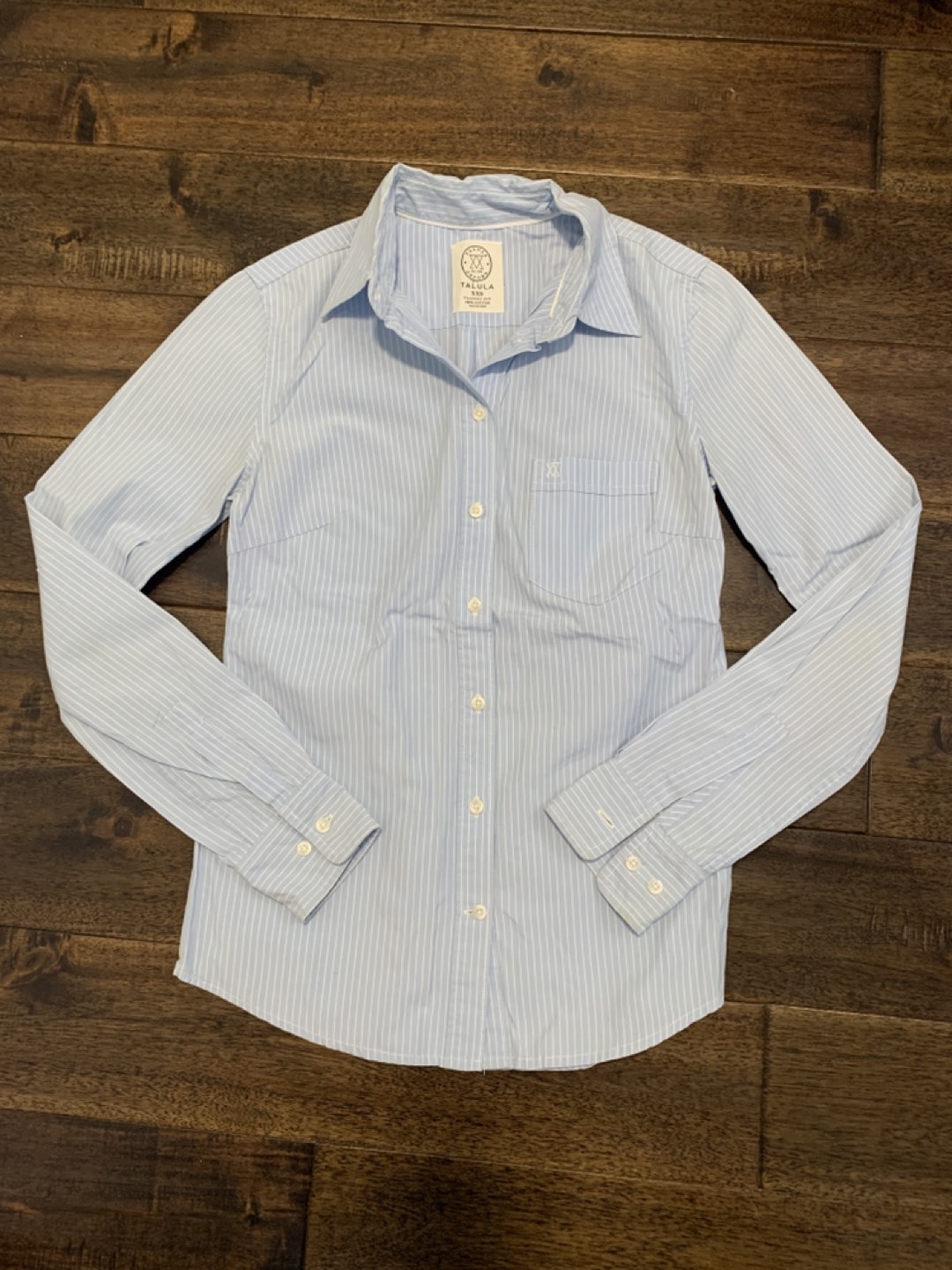 Women’s shirts (2) $15 - photo 2