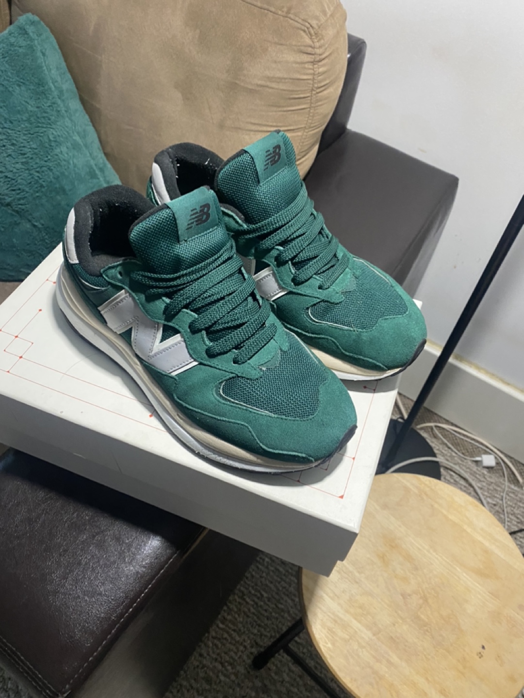 New balance 574 thumbnail