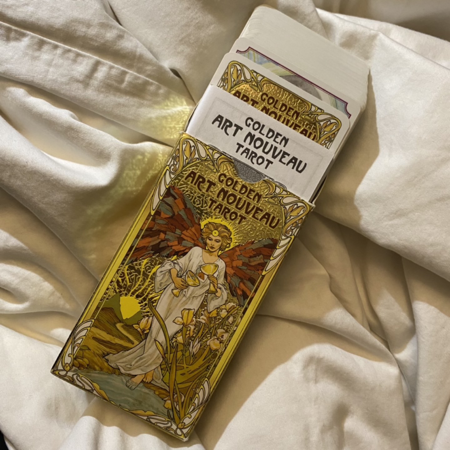 Golden Art Nouveau Tarot Cards image indicator(2)